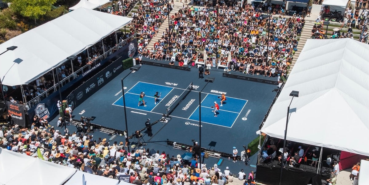 An overhead view of championship court at the PPA Tour Orange County Cup in 2025.